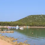 Holiday home Jazine Beachvilla5 Tisno