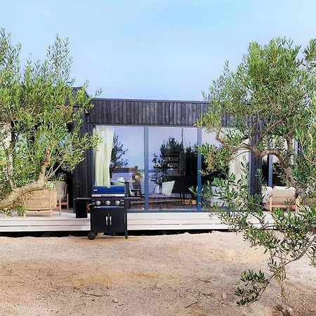 Holiday home Jazine Beachvilla5 Tisno